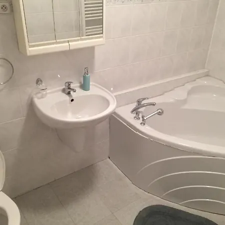 Apartamento Apartment *